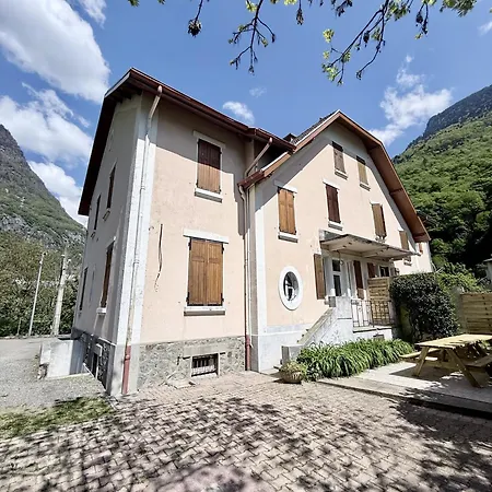 بيت للعطل L'escale De L'oisans